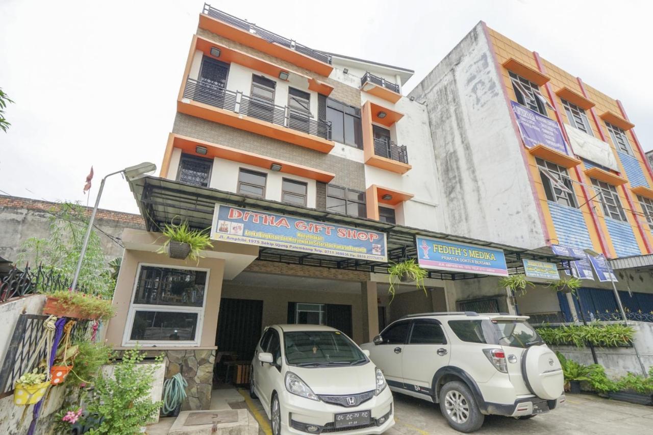Oyo 2067 Fedith Kost Syariah