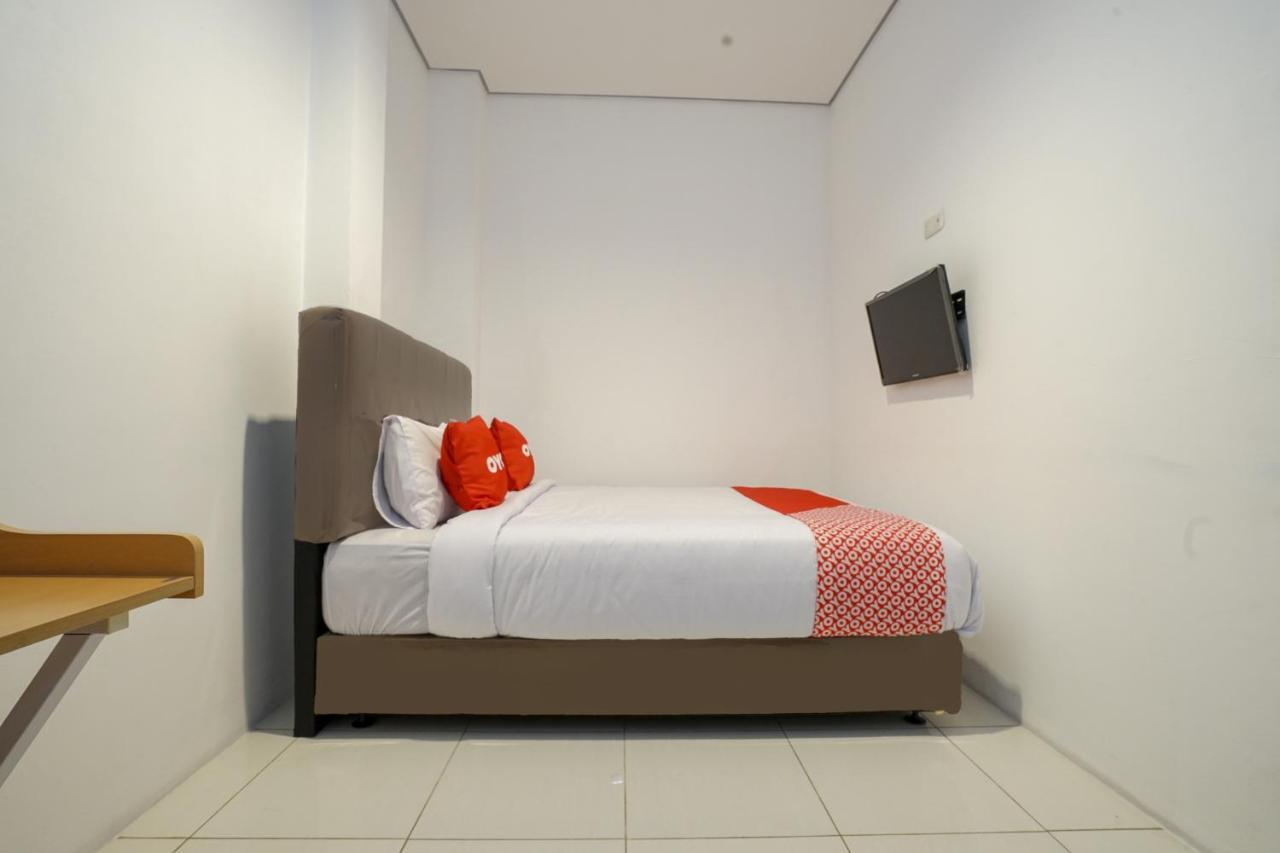 Hotel Oyo 2067 Fedith Kost Syariah 2*